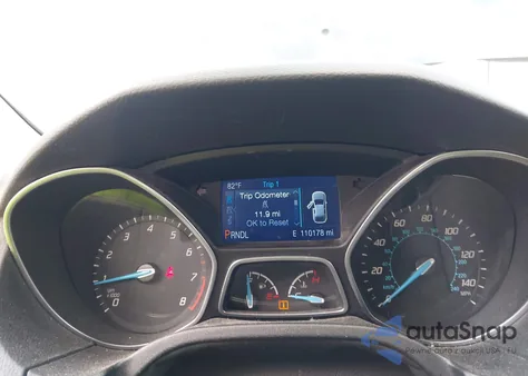 2014 Ford Focus Se z USA, uszkodzony, nr VIN 1FADP3K28EL377393